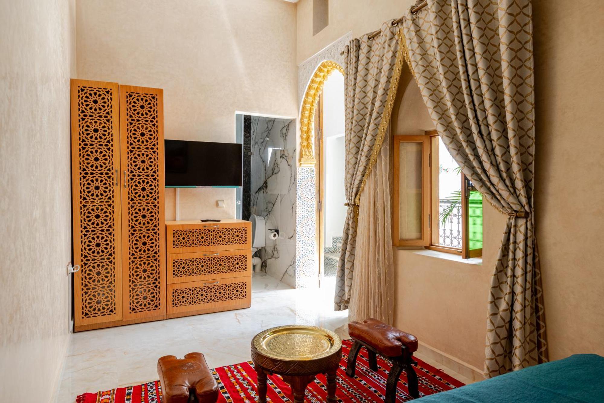 Luxurious Center Dar Al Jeld